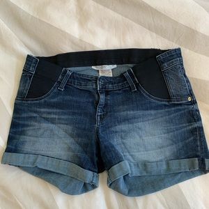 Liz Lange Maternity Jean Shorts